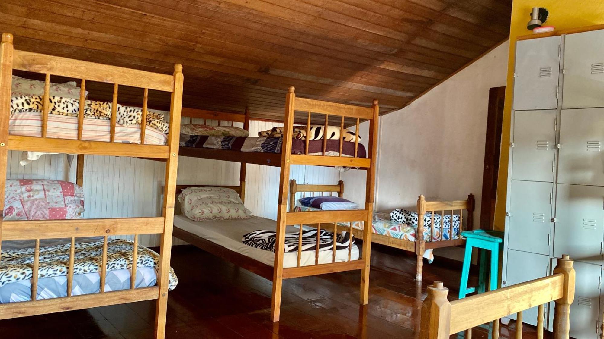 Casa Lee Hostel Параті Екстер'єр фото