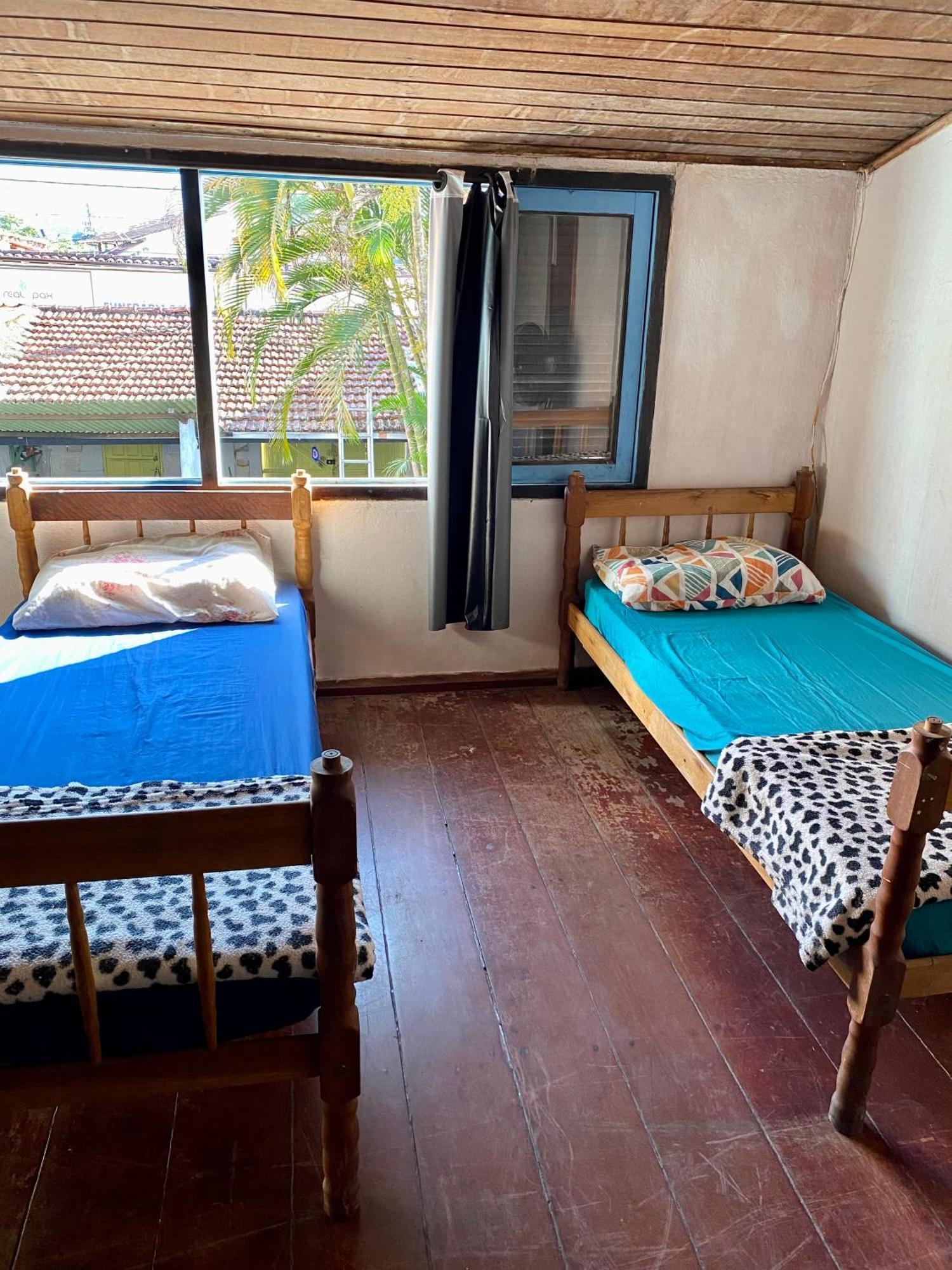 Casa Lee Hostel Параті Екстер'єр фото
